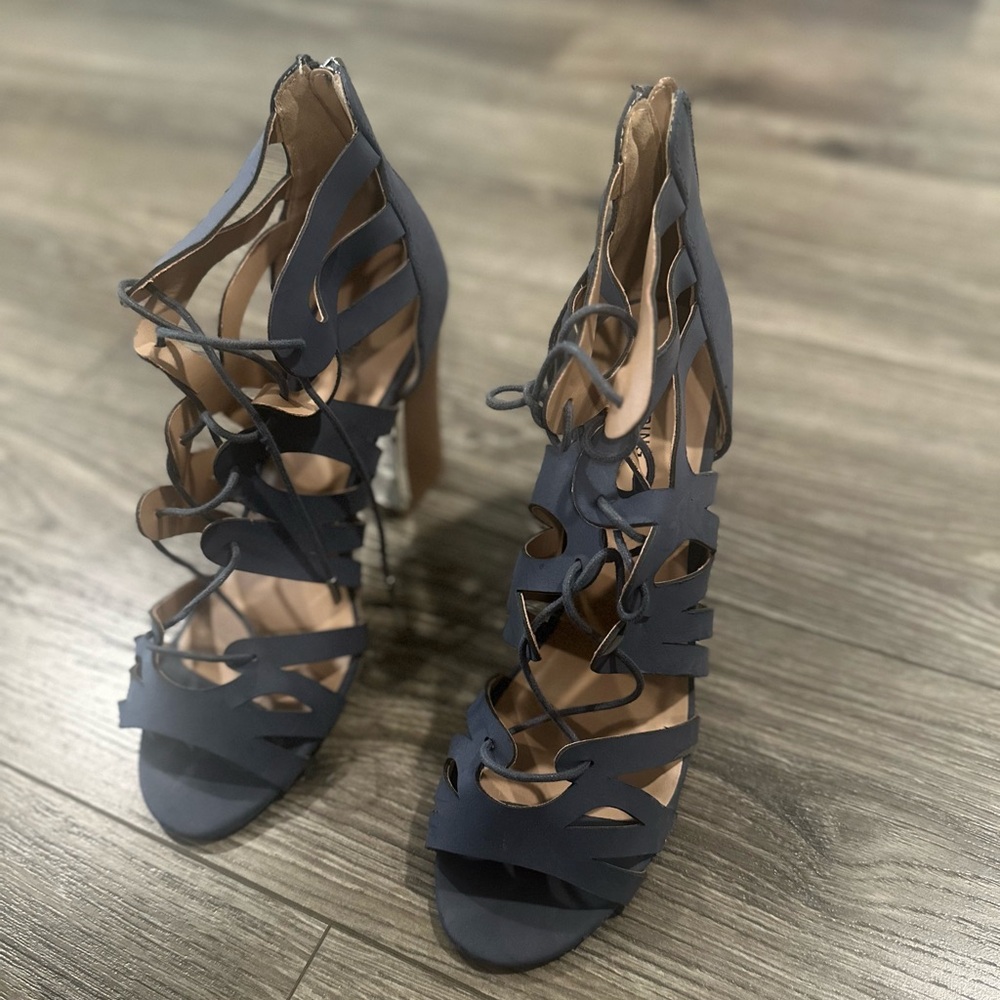 Scrappy Sandel Heels